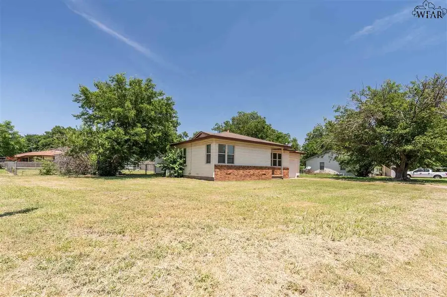 408 PEACH STREET, Burkburnett, TX 76354 - Image #3
