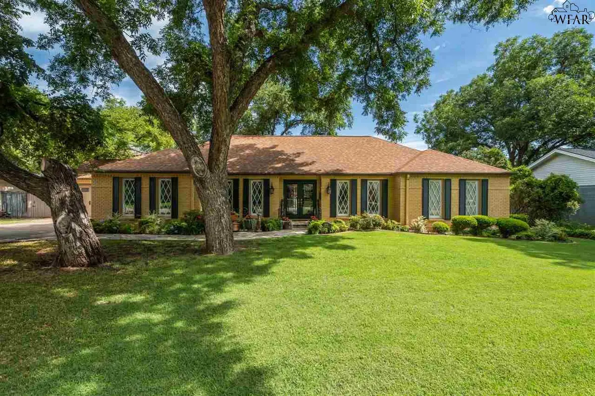 2406 LOU LANE, Wichita Falls, TX 76308 - Image #1