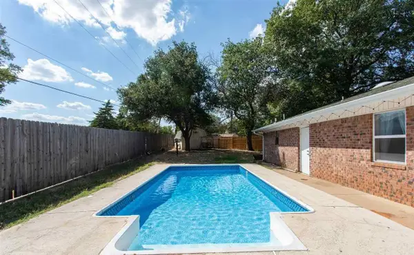 8 CHANUTE CIRCLE, Wichita Falls, TX 76306