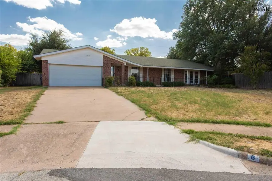 8 CHANUTE CIRCLE, Wichita Falls, TX 76306 - Image #3