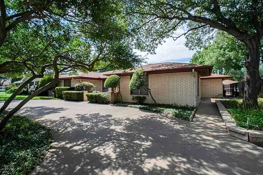 2812 LOMA LINDA LANE, Wichita Falls, TX 76308 - Image #2