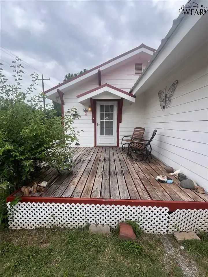 419 N WICHITA, Electra, TX 76360 - Image #3