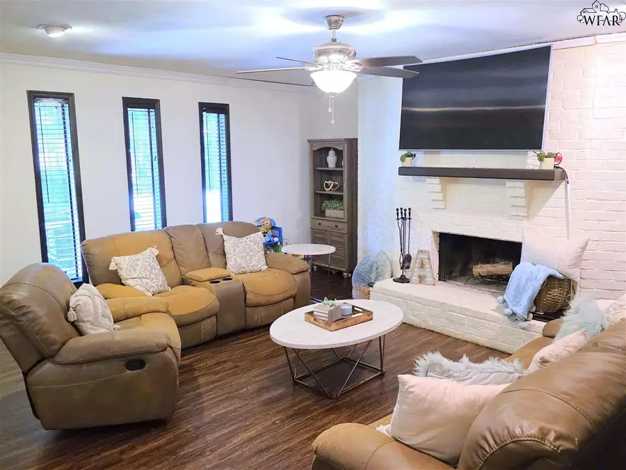 4657 BUNNY RUN DRIVE, Wichita Falls, TX 76310 - Image #2