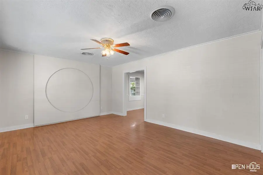 2410 CAMBRIDGE AVENUE, Wichita Falls, TX 76308 - Image #3