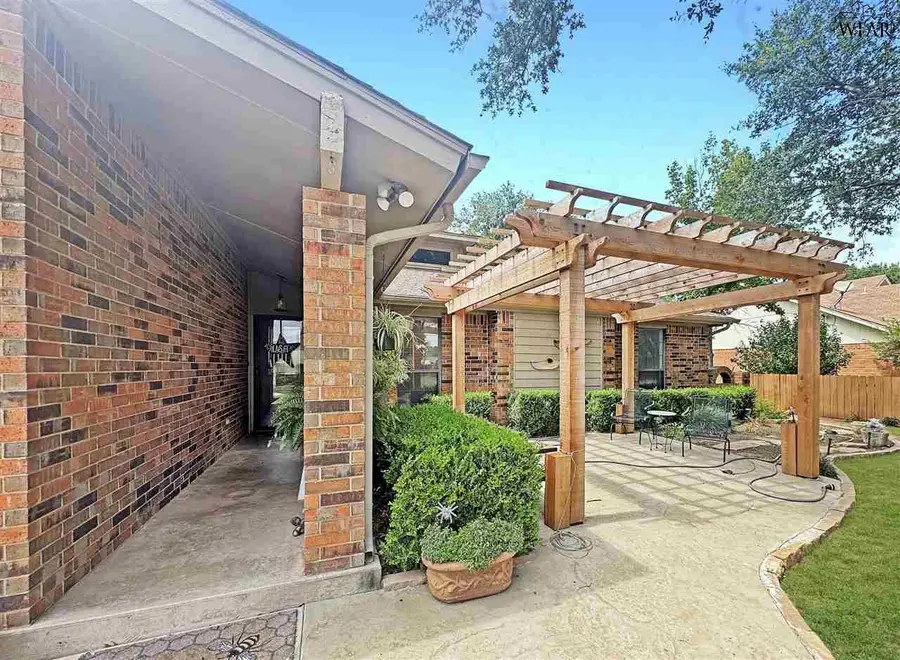 2702 SHEPHERDS GLEN, Wichita Falls, TX 76308 - Image #3