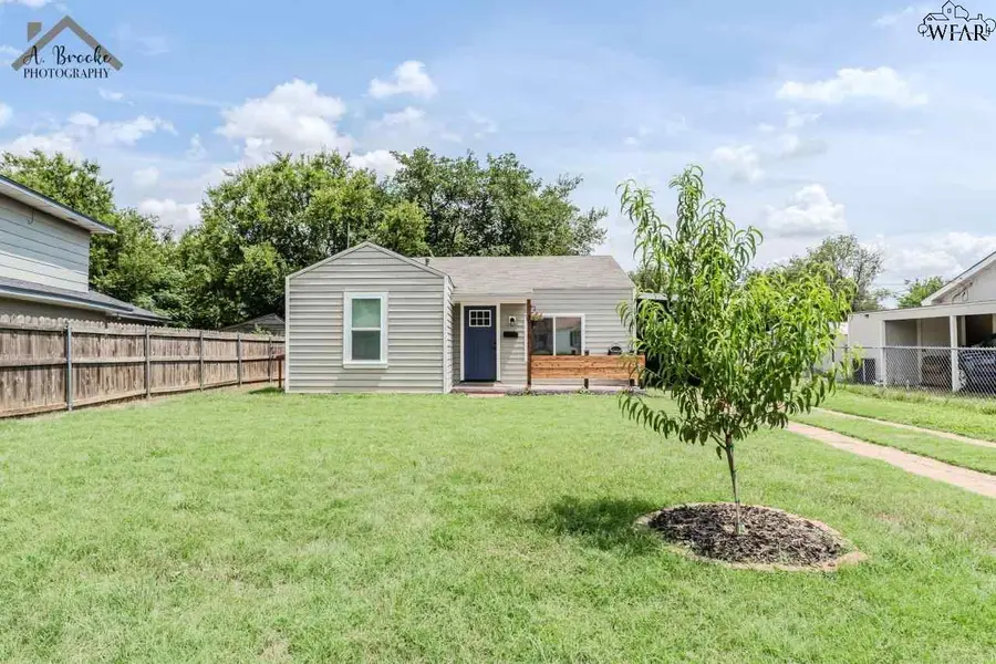 2915 LAVELL AVENUE, Wichita Falls, TX 76308 - Image #3