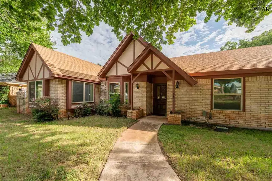 4502 SHADY LANE, Wichita Falls, TX 76309 - Image #2