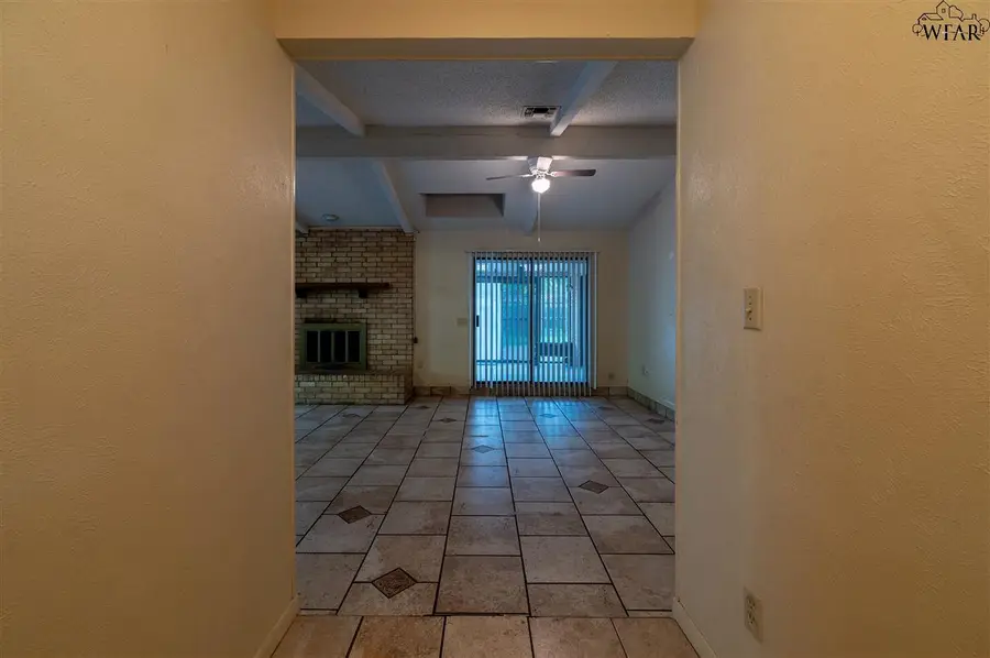 4502 SHADY LANE, Wichita Falls, TX 76309 - Image #3