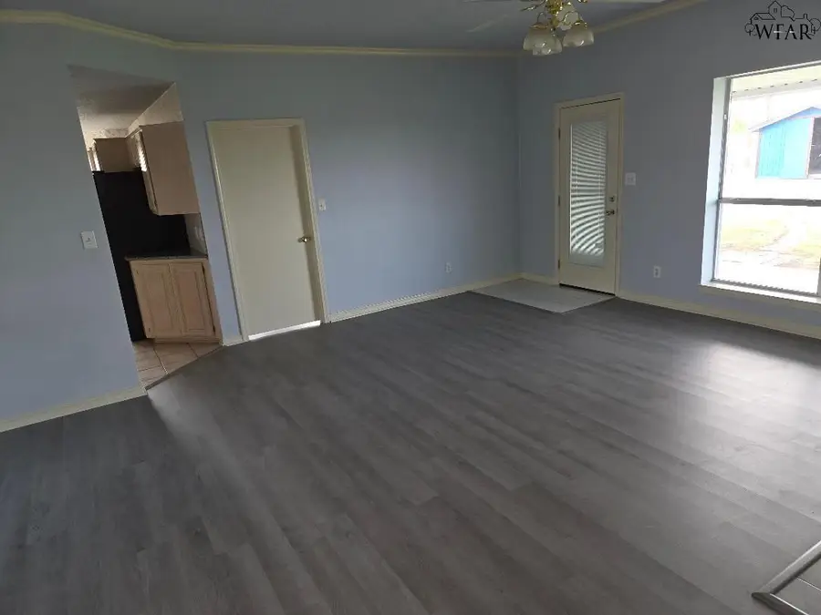 2538 TINKER TRAIL, Wichita Falls, TX 76306 - Image #2