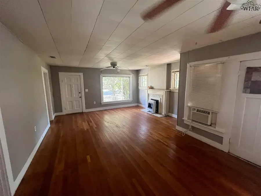 1712 MCGREGOR AVENUE, Wichita Falls, TX 76301 - Image #3