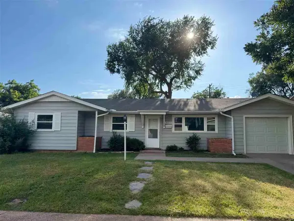 4016 FEATHERSTON AVENUE, Wichita Falls, TX 76308