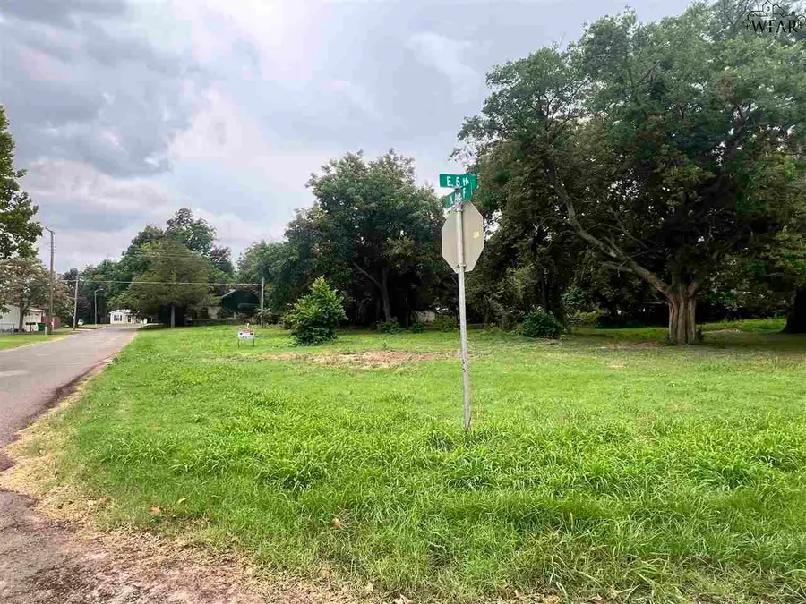 507 N AVENUE F, Burkburnett, TX 76354 - Image #2