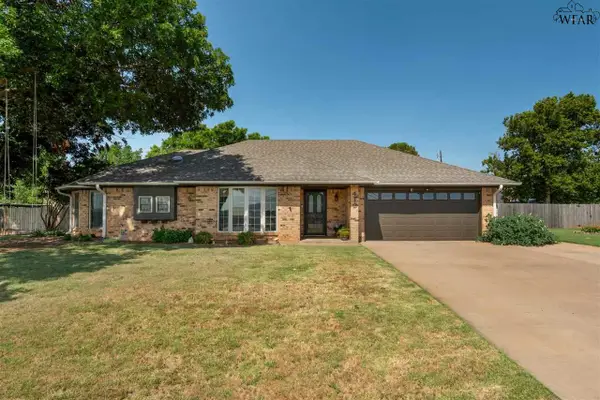 410 SHORELINE DRIVE, Wichita Falls, TX 76308