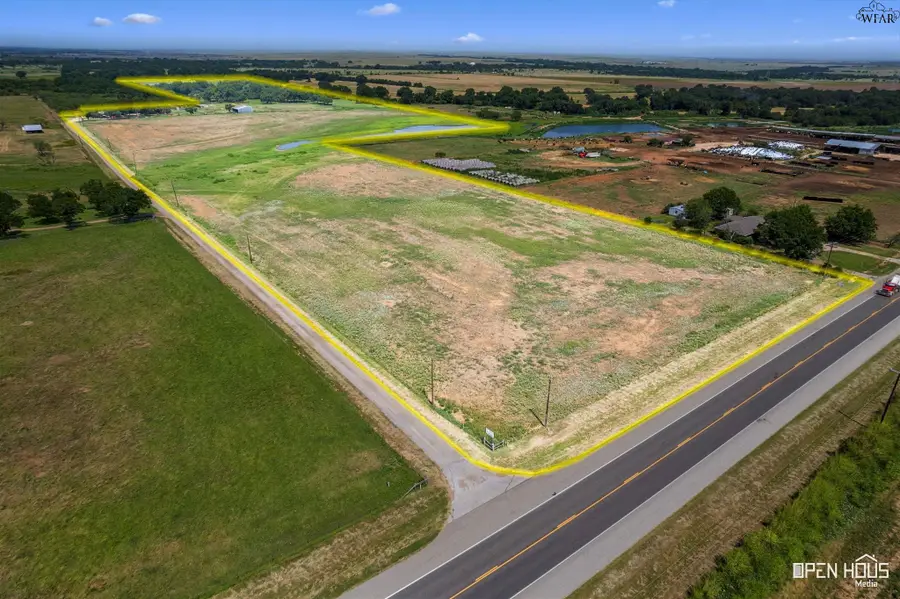 160 GOOSELAKE LANE, Scotland, TX 76379 - Image #3