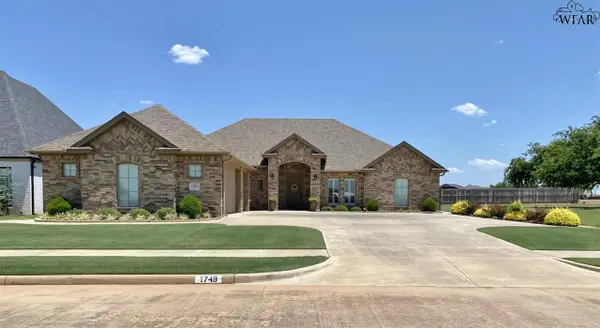 1749 EAGLE RIDGE CIRCLE, Wichita Falls, TX 76309