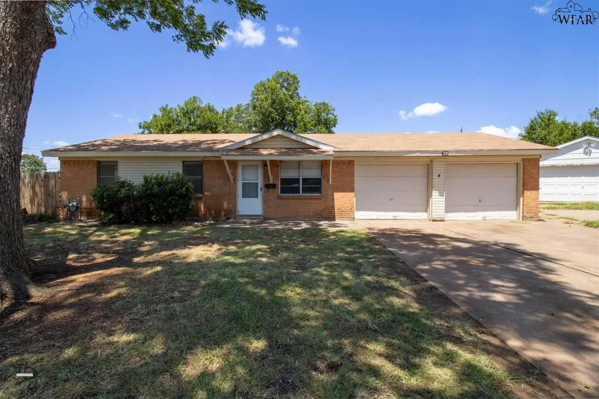 4 VALENCIA COURT, Wichita Falls, TX 76306 - Image #1