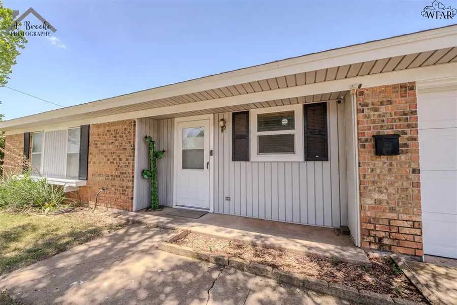 1412 RUIDOSA DRIVE, Wichita Falls, TX 76306 - Image #3