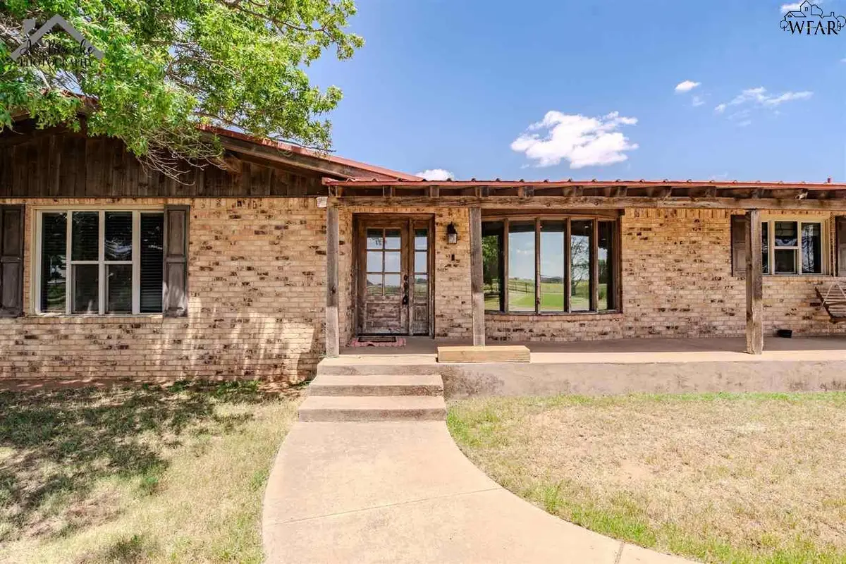 9419 S CR 95, Vernon, TX 76384 - Image #1