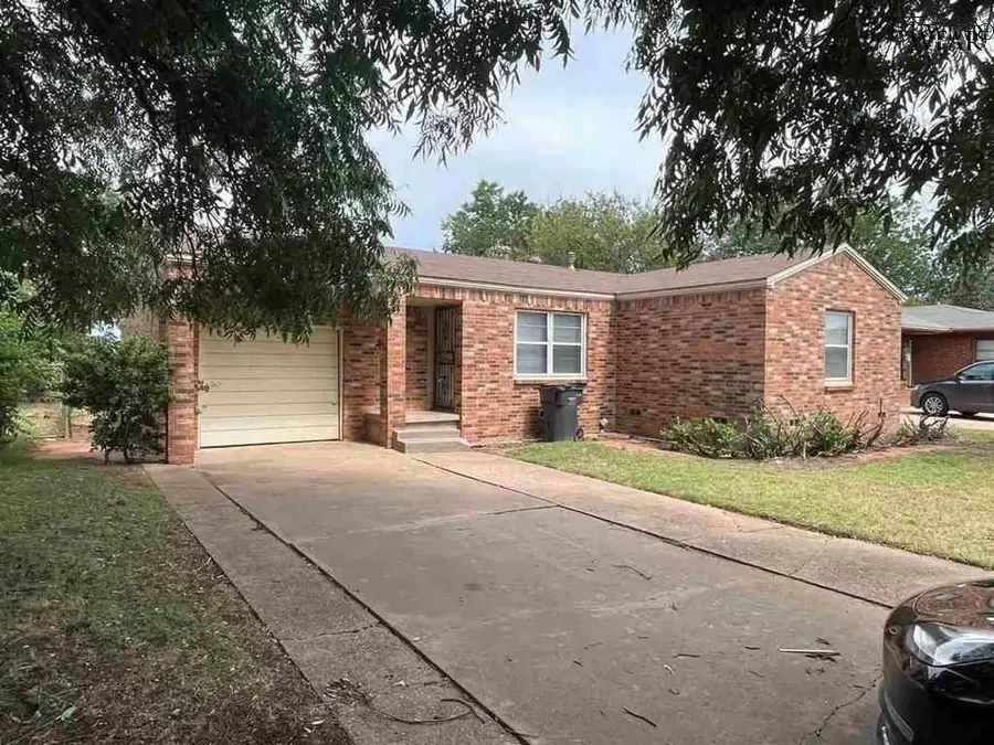 903 WILLIAMS AVENUE, Wichita Falls, TX 76301 - Image #2