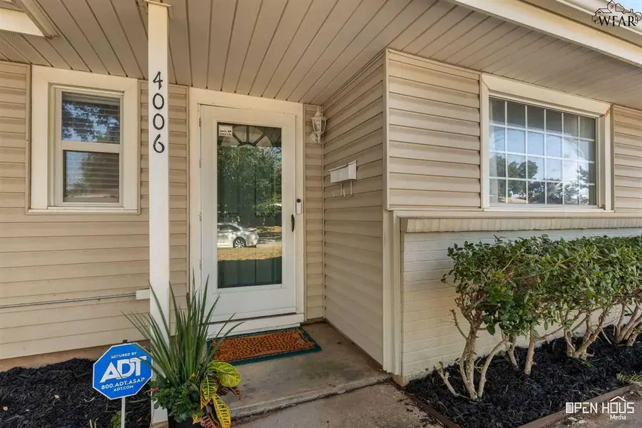 4006 FEATHERSTON AVENUE, Wichita Falls, TX 76308 - Image #2