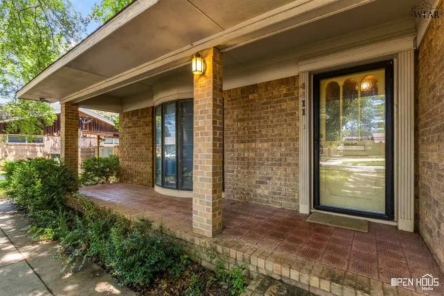 4411 MARTINIQUE STREET, Wichita Falls, TX 76308 - Image #2