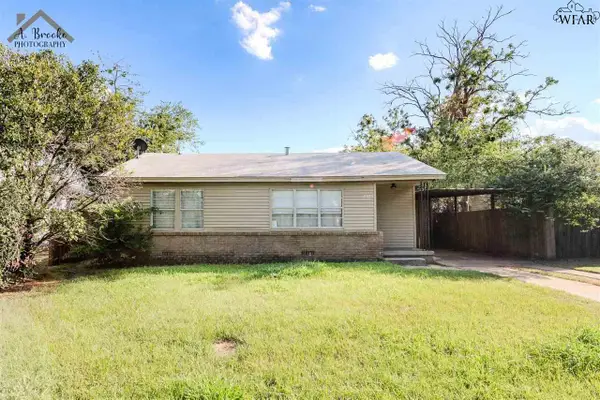 2923 FEATHERSTON AVENUE, Wichita Falls, TX 76308