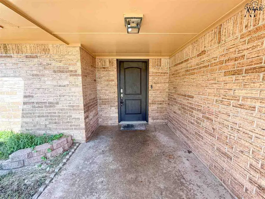 4713 LOIS LANE, Wichita Falls, TX 76306 - Image #2