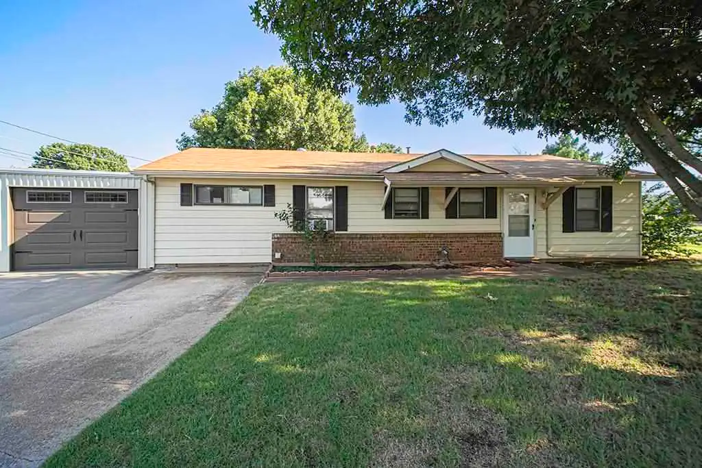 1657 LONGVIEW STREET, Wichita Falls, TX 76306 - #1