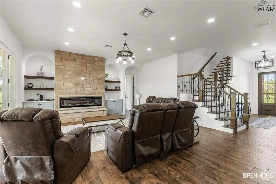 443 ELVA COURT, Wichita Falls, TX 76305 - Image #2