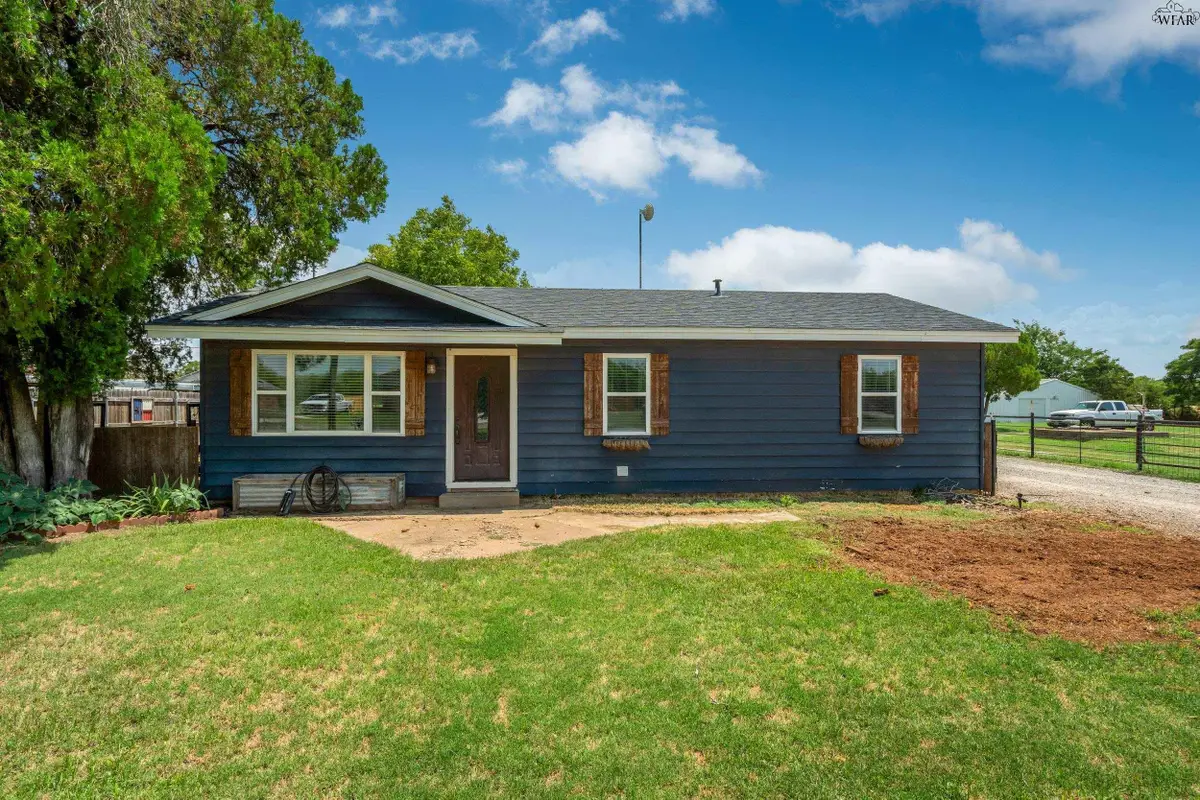 1535 HUNTINGTON LANE, Pleasant Valley, TX 76305 - Image #1