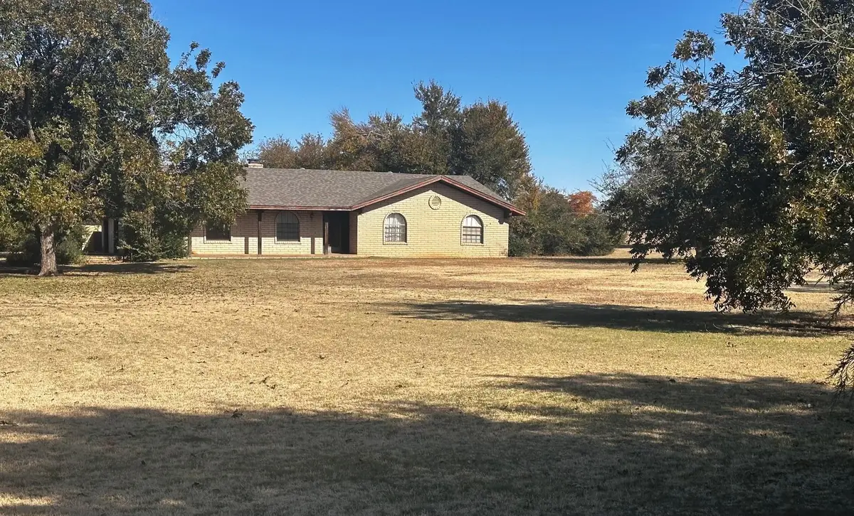 551 N PETERSON ROAD, Iowa Park, TX 76367 - Image #1