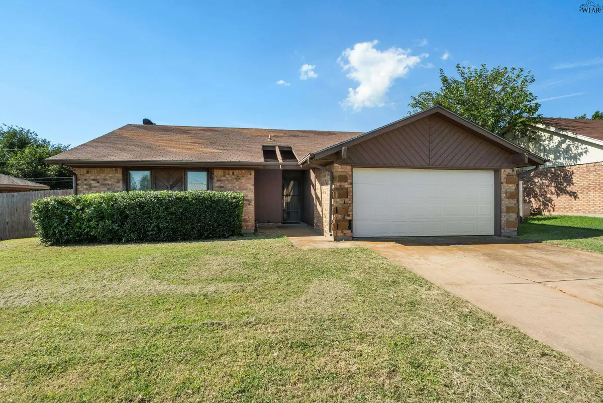 5417 PEBBLESTONE DRIVE, Wichita Falls, TX 76306 - Image #1