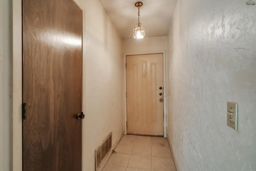 5417 PEBBLESTONE DRIVE, Wichita Falls, TX 76306 - Image #3