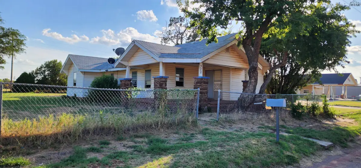 322 W CLEVELAND, Electra, TX 76360 - Image #1