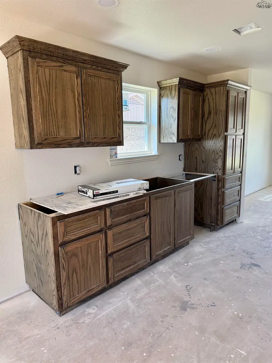 1611 CITY VIEW DRIVE, Wichita Falls, TX 76306 - Image #2