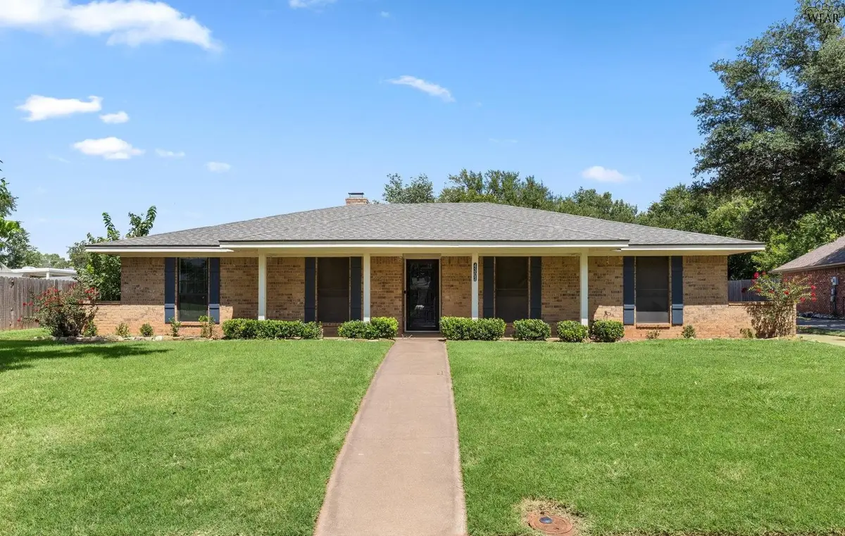 4303 CRAIGMONT DRIVE, Wichita Falls, TX 76309 - Image #1