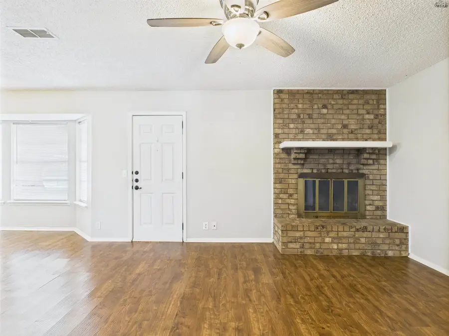 1409 AMHERST STREET, Burkburnett, TX 76354 - Image #3