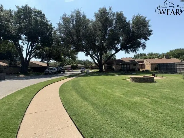 2817 MILL VALLEY DRIVE, Wichita Falls, TX 76308 - Image #2