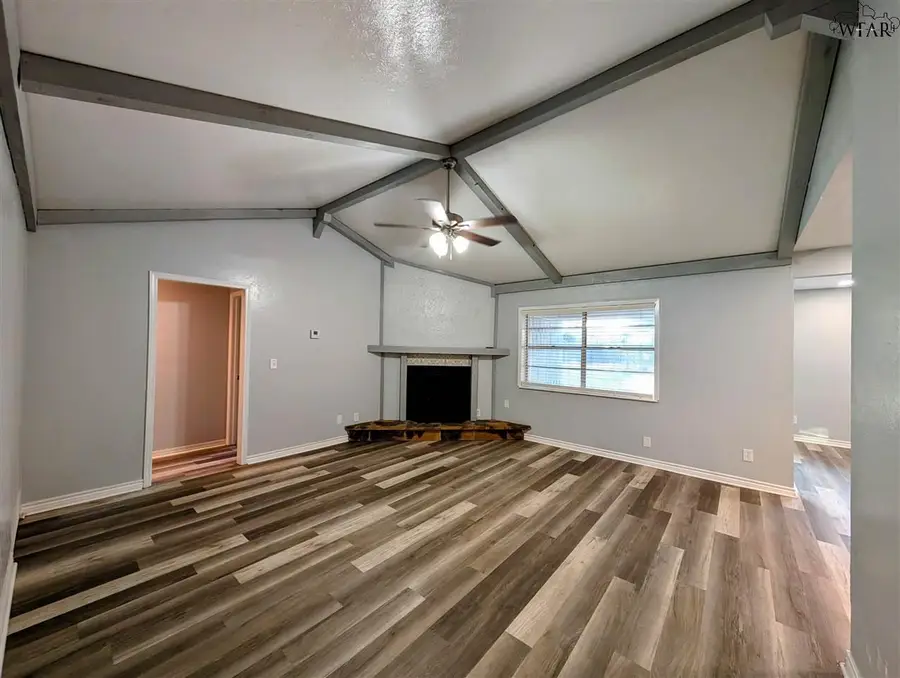 1002 JAN DRIVE, Burkburnett, TX 76354 - Image #3