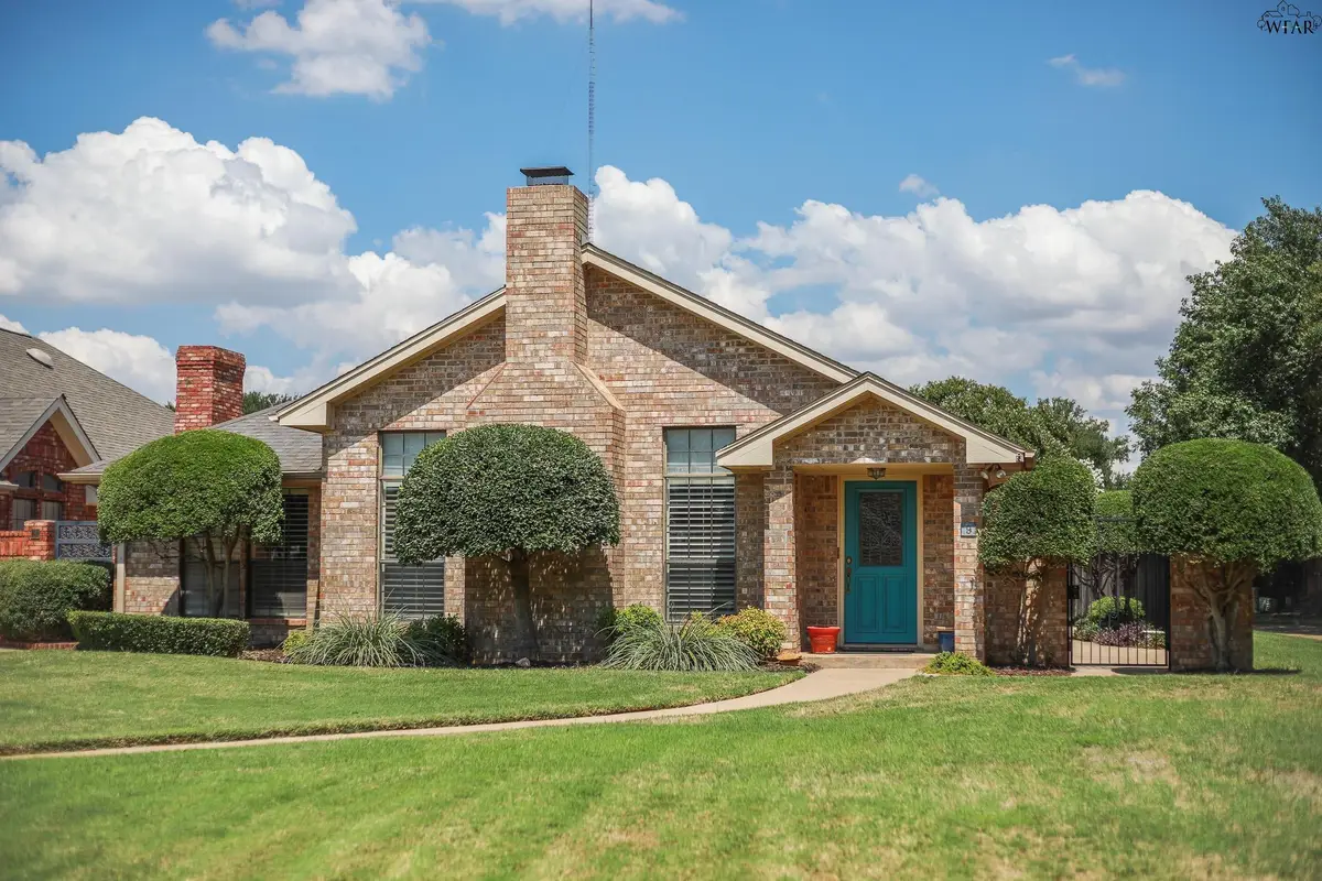 9 HYDE PARK COURT, Wichita Falls, TX 76309 - Image #1