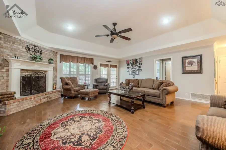 813 ARAPAHO DRIVE, Burkburnett, TX 76354 - Image #3