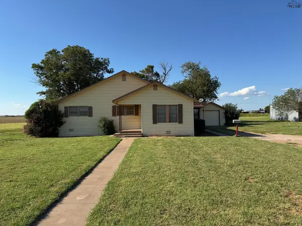 764 COUNTY ROAD, Seymour, TX 76380