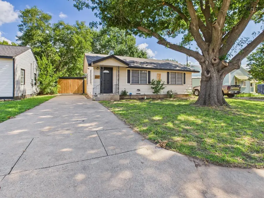 2920 FEATHERSTON AVENUE, Wichita Falls, TX 76308 - Image #2