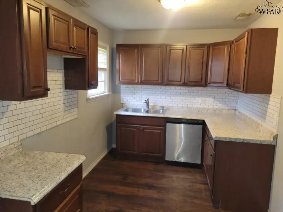 1301 SHEPPARD ROAD, Burkburnett, TX 76354 - Image #3