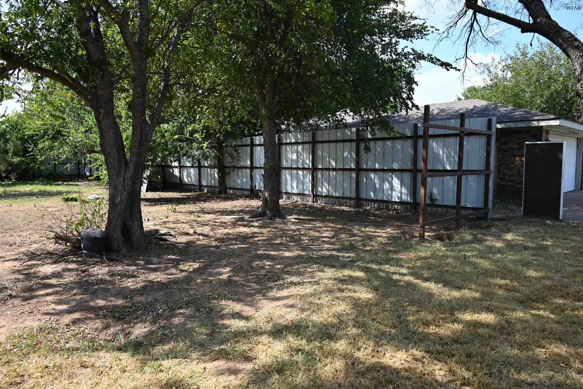 1708 GRANDVIEW WEST, Wichita Falls, TX 76306 - Image #1