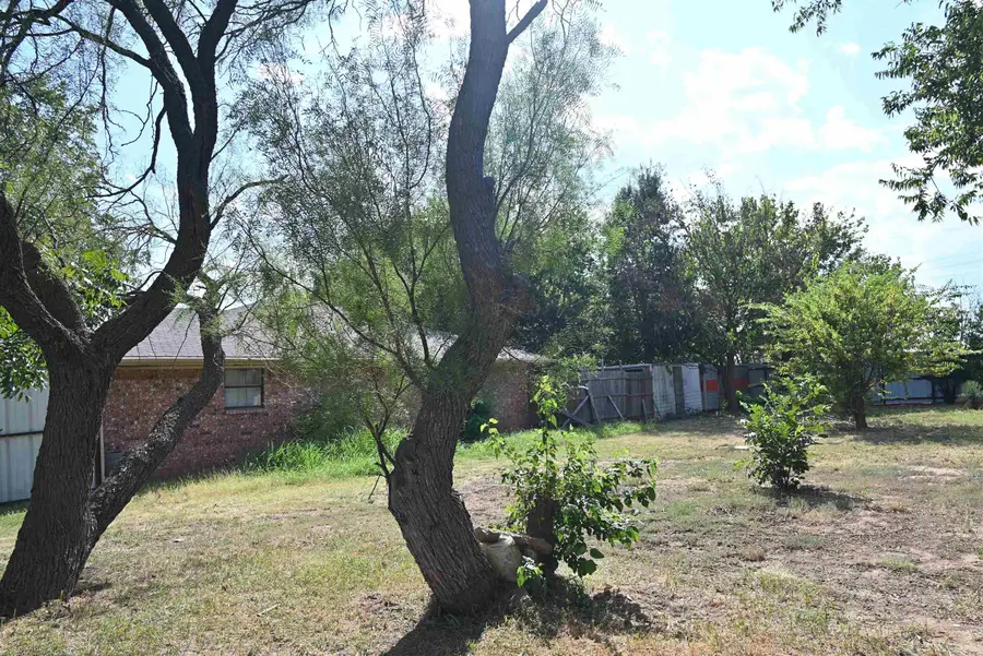 1708 GRANDVIEW WEST, Wichita Falls, TX 76306 - Image #2