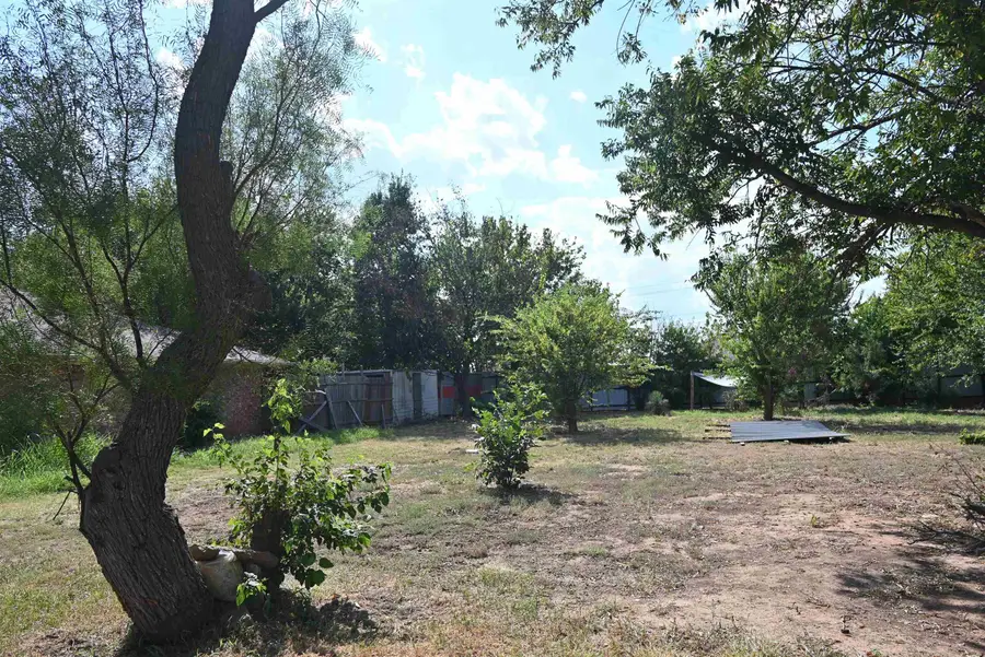 1708 GRANDVIEW WEST, Wichita Falls, TX 76306 - Image #3