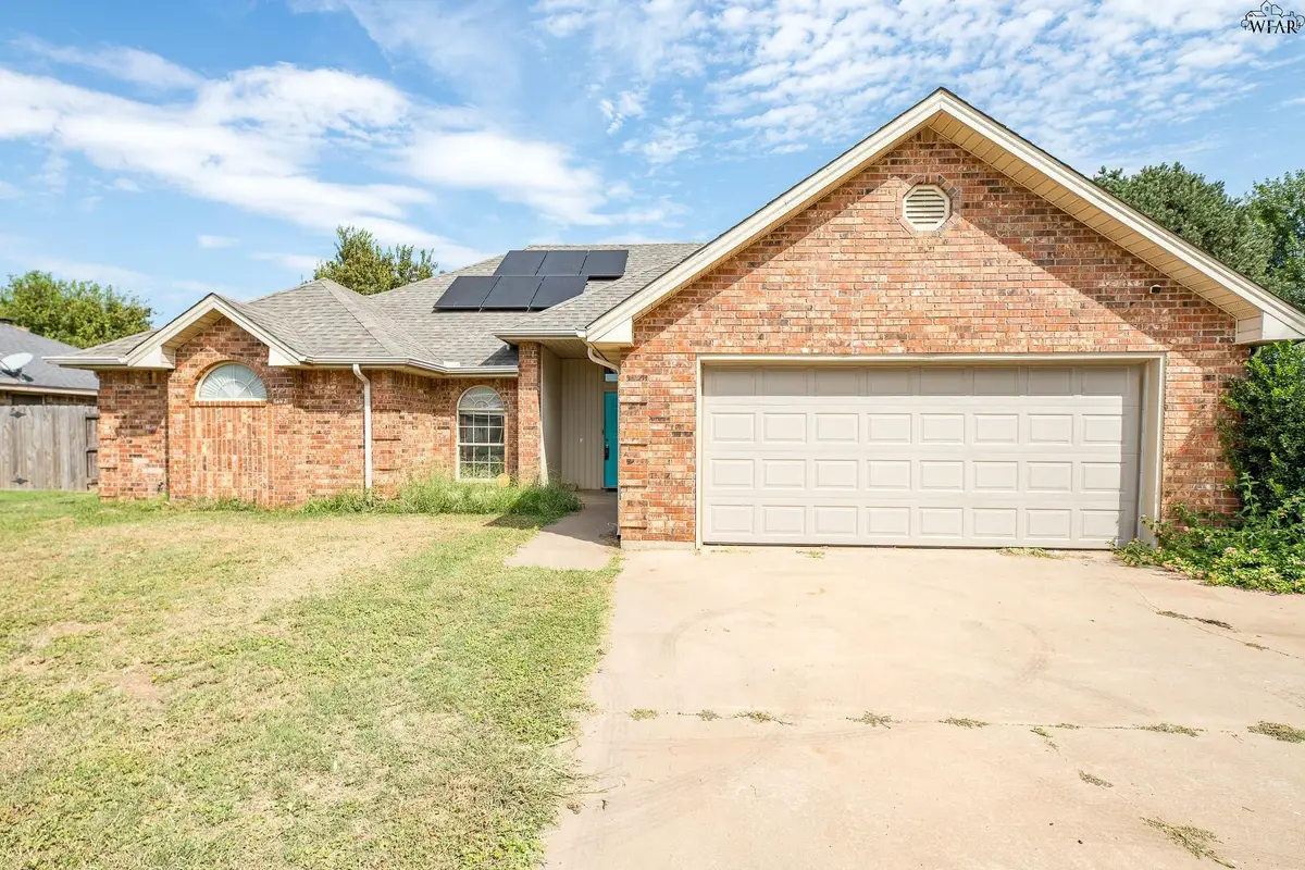 1219 PARLIAMENT STREET, Burkburnett, TX 76354 - Image #1