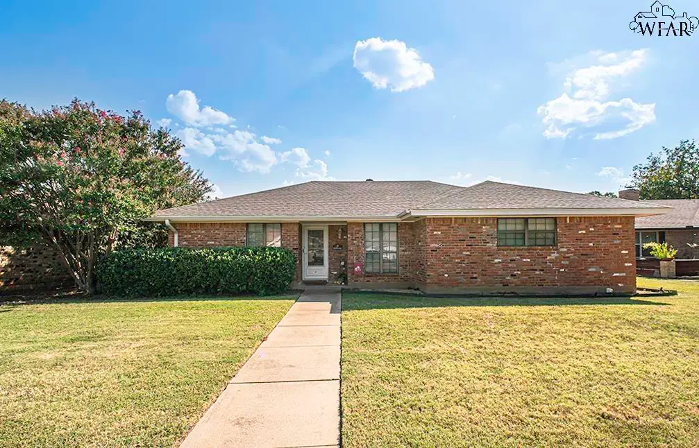 9 ARCHWAY COURT, Wichita Falls, TX 76310 - Image #1