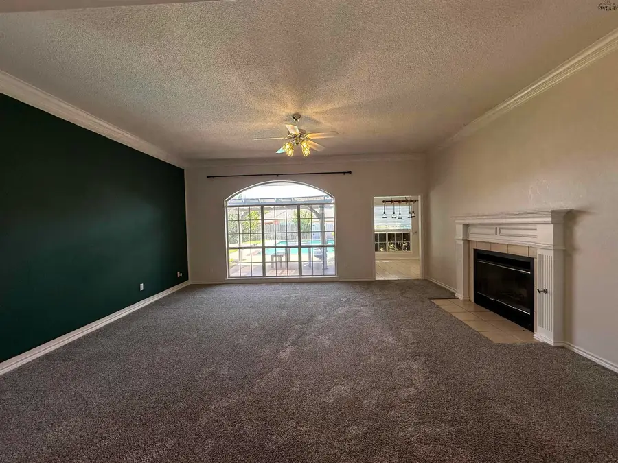 3028 WHITEHALL LANE, Wichita Falls, TX 76309 - Image #3